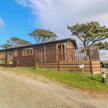 Lodge 23 Torpoint Exterior photo